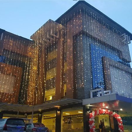 Gokulam Park Munnar Hotel Exterior photo